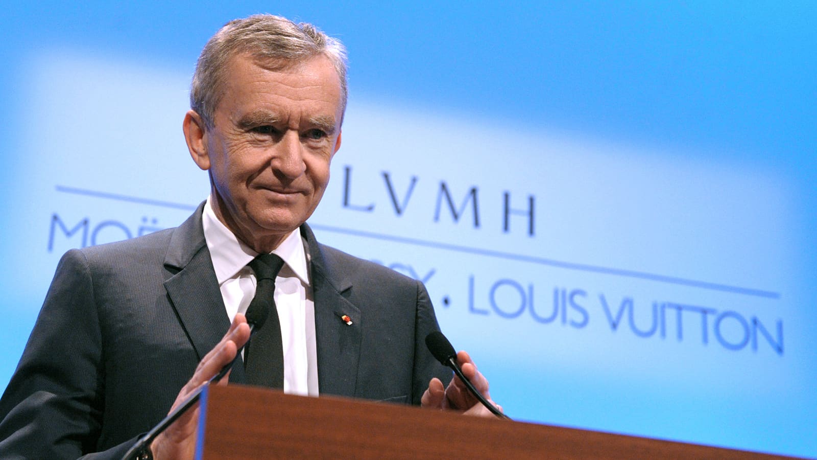 Meet Bernard Arnault, the richest man in the world and the owner of Louis  Vuitton